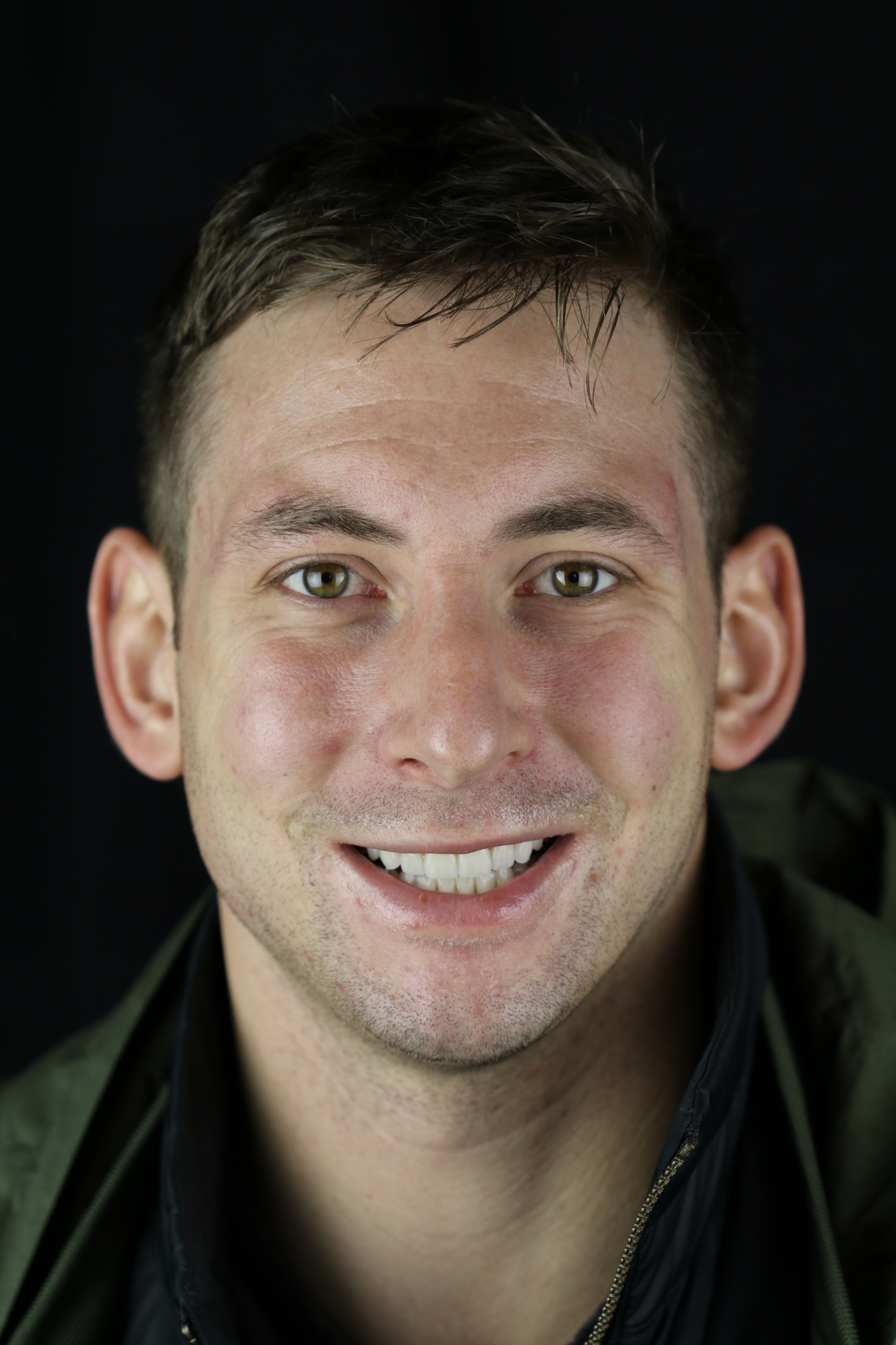 E9EDB2D5-BC53-428C-B5EC-8C77EC3C3D05